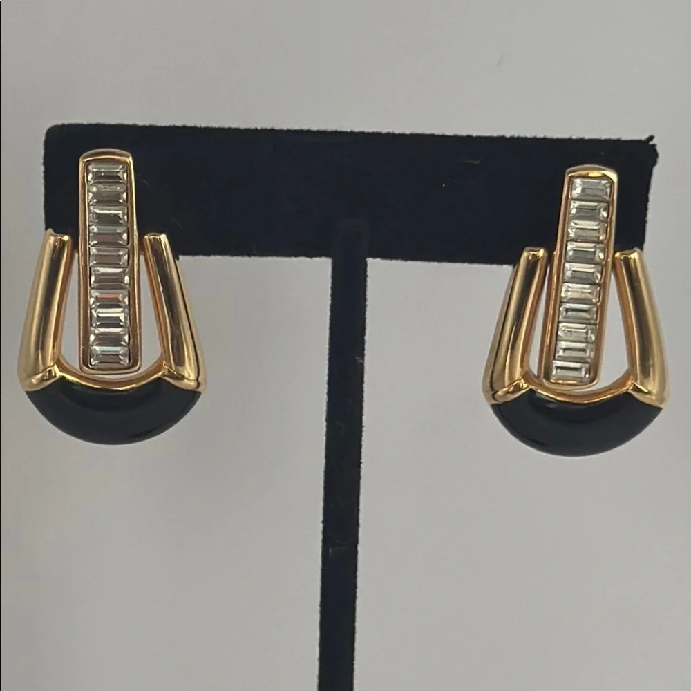 Vintage Swavorski SAL stamped   Gold and Black baguette Earrings - Picture 3 of 7